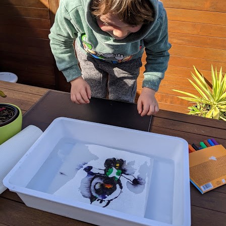 Paper Towel Art - Is it magic or science?! - Messy Little Monster